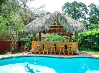 1109 Holly Dr, Conroe, TX 77301