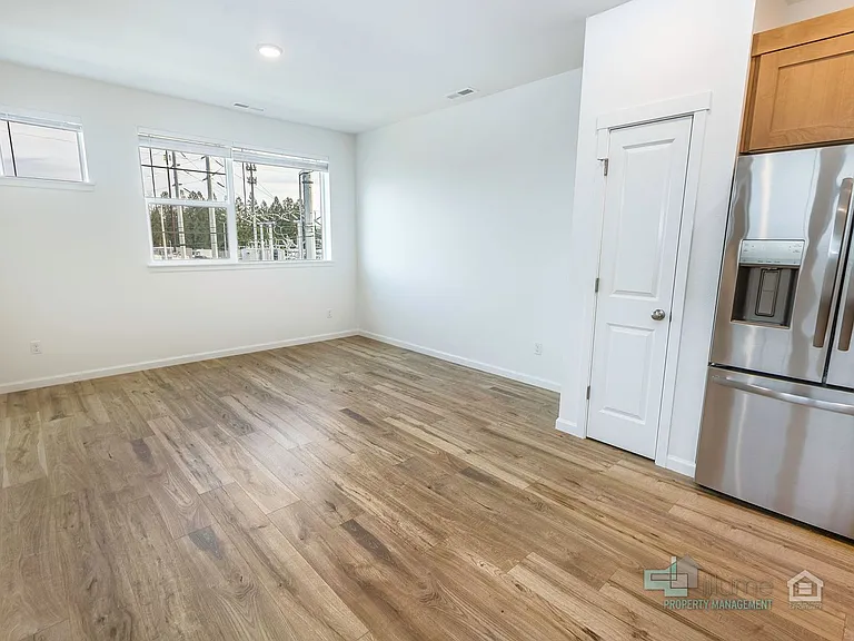 3675 SW 209th Ave — Photo 12