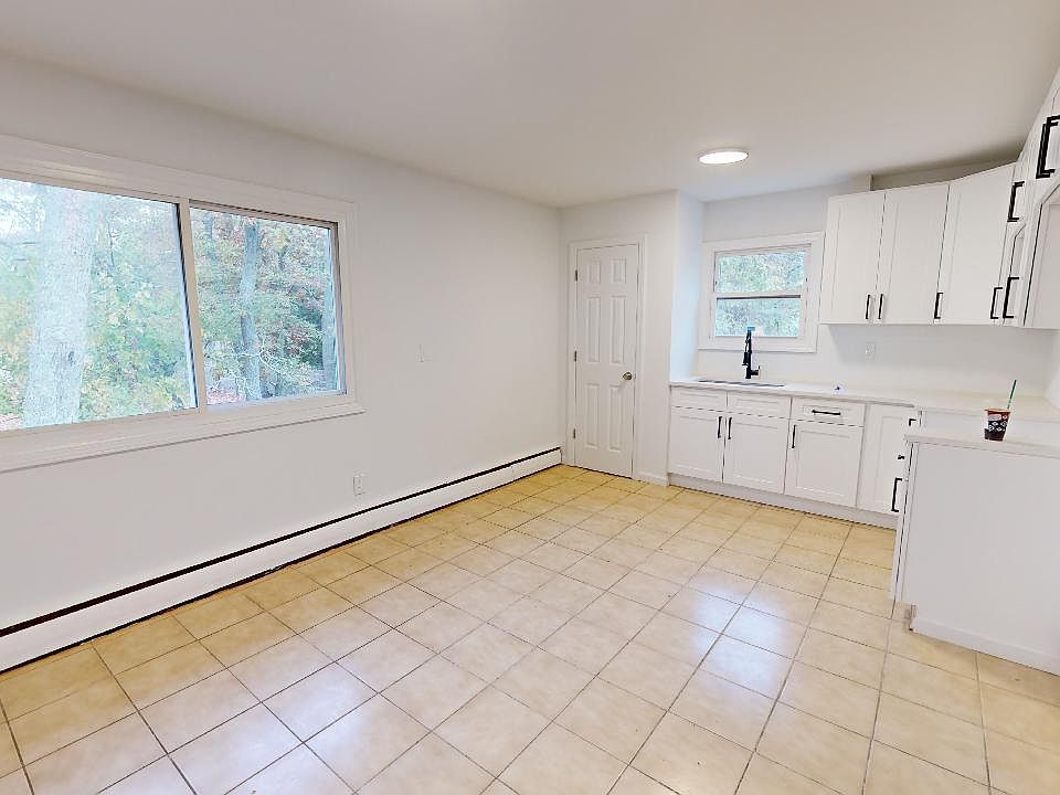 74 Hudson Ave Lake Grove, NY Zillow