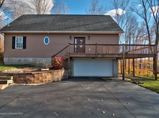 209 Janette St, Moscow, PA 18444