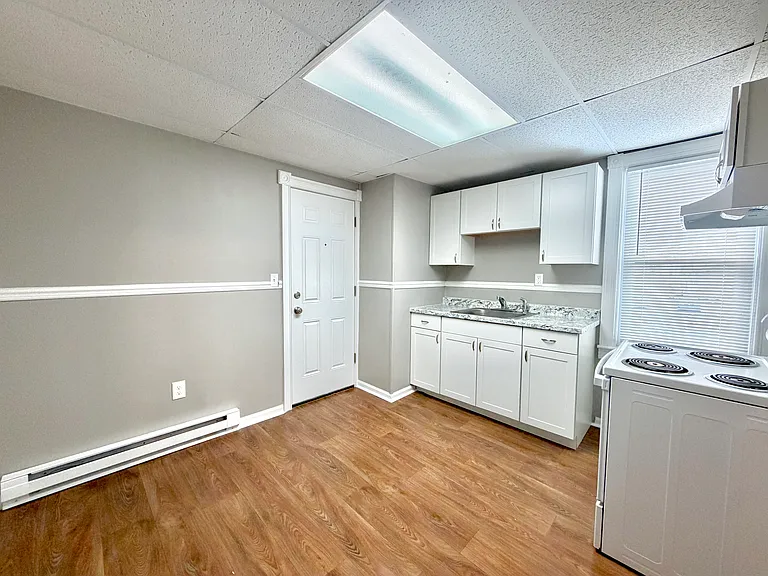 37 Belvidere St #2 — Photo 3