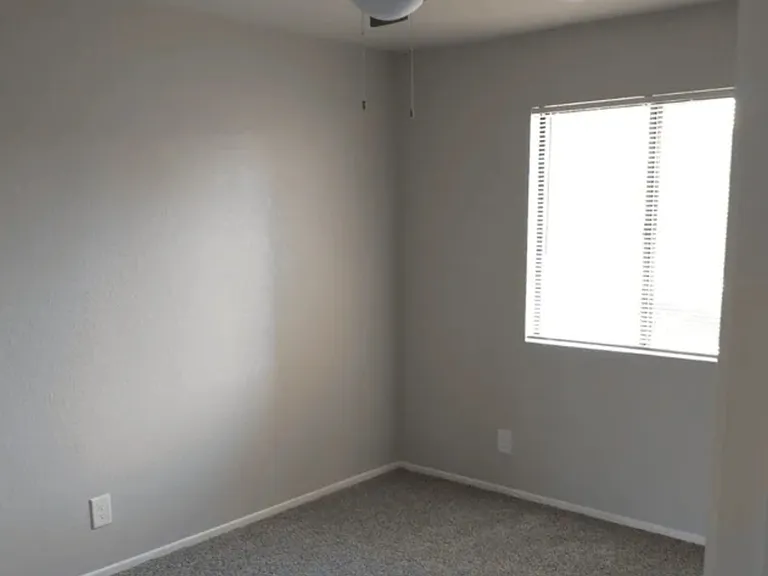 Quail Ridge Apartments — Photo 10