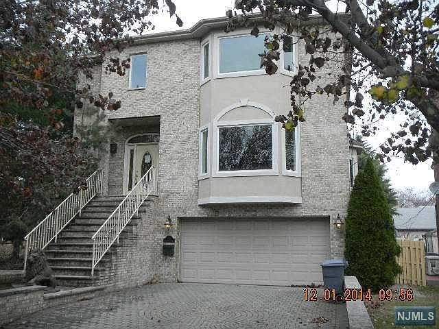 1st image of 53 Riverview Ave