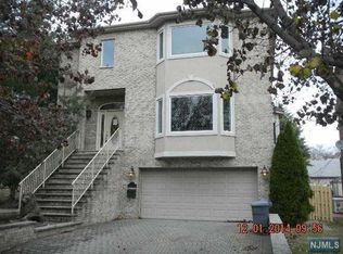 53 Riverview Ave, Cliffside Park, NJ 07010