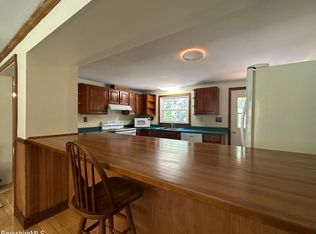 39 Watson Rd, Hinsdale, MA 01235