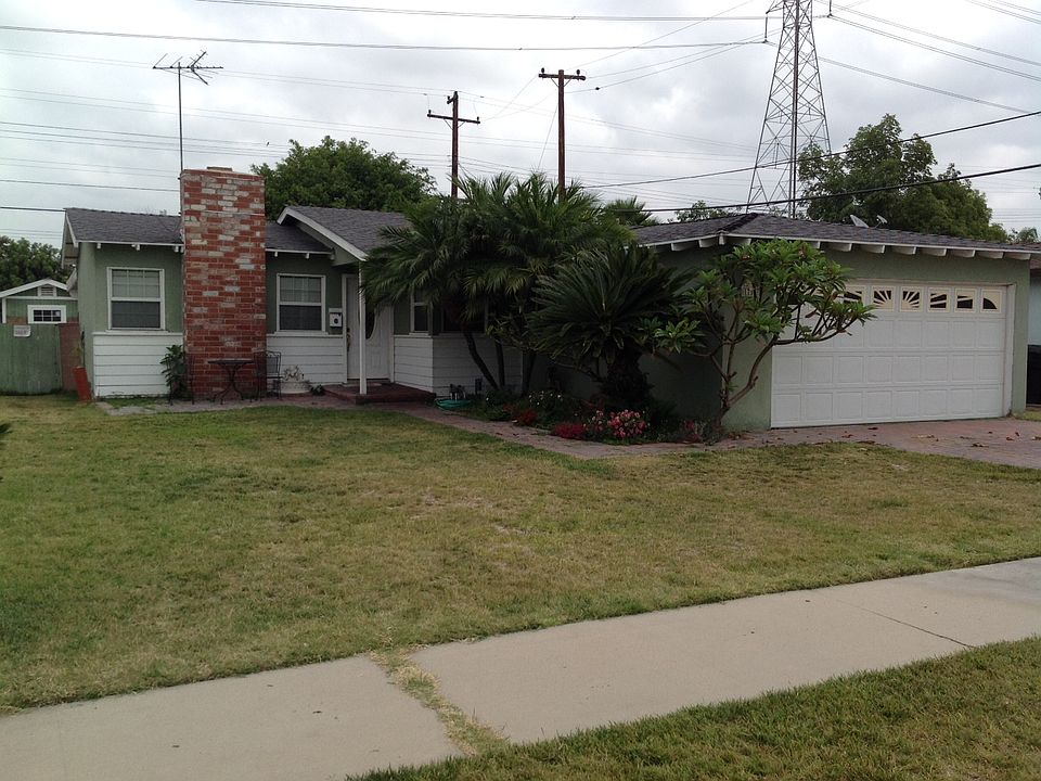 1st image of 1753 W Crestwood Ln