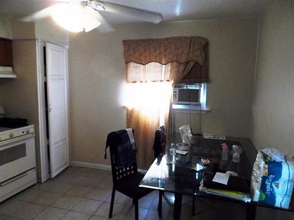 3rd image of 656 Oswego Ave