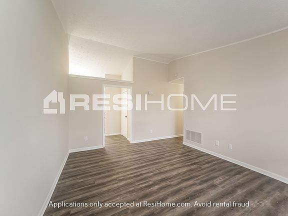 4th image of 6522 Alder Ct