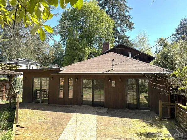 3205 NE 117th Street, Seattle, WA 98125