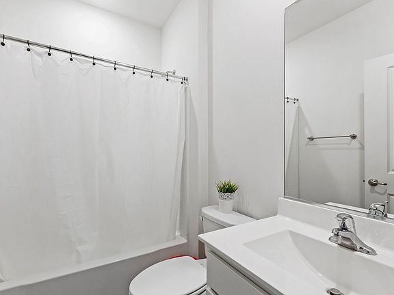 3rd image of 1130 Redtail Ct