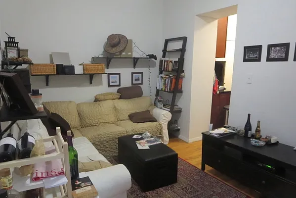 Rented by Mdrn Residential | media 18