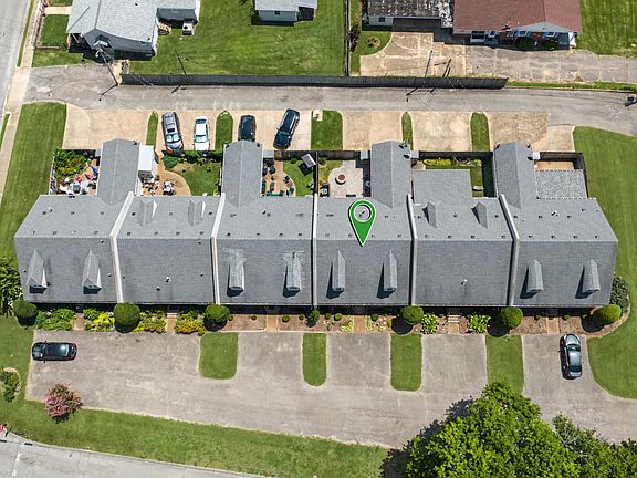 5th image of 240 Key Corner St