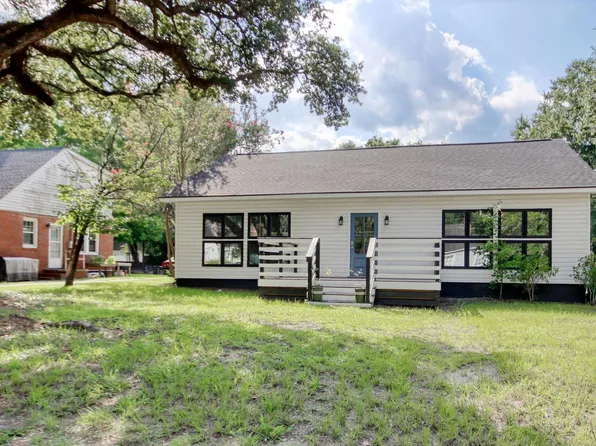 1710 Oak St., Georgetown, SC 29440