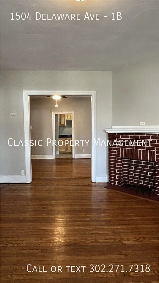 Building Photo - 1504 Delaware Ave #1B
