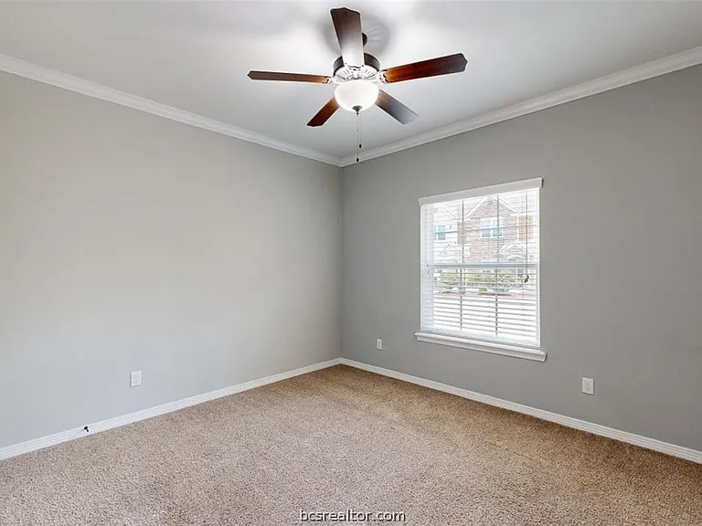 301 Sw Pkwy #341 — Photo 15