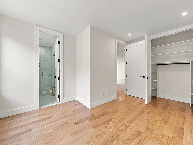 2600 Amsterdam Ave #3I — Photo 3