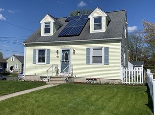 107 Grandview St, Springfield, MA 01118