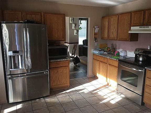 3rd image of 5591 Hannibal Ct