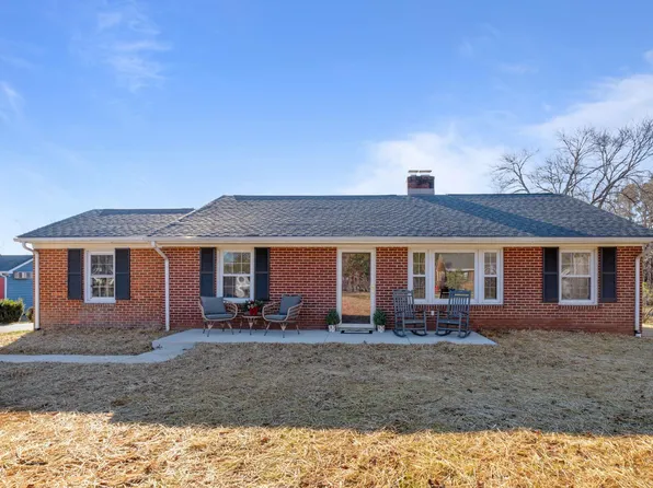 5737 Locust Ln, Crozet, VA 22932