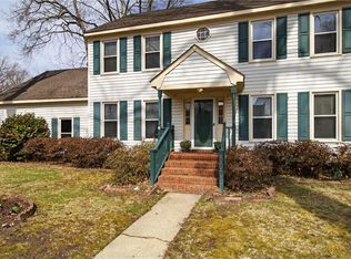 600 Gloria Dr, Chesapeake, VA 23322