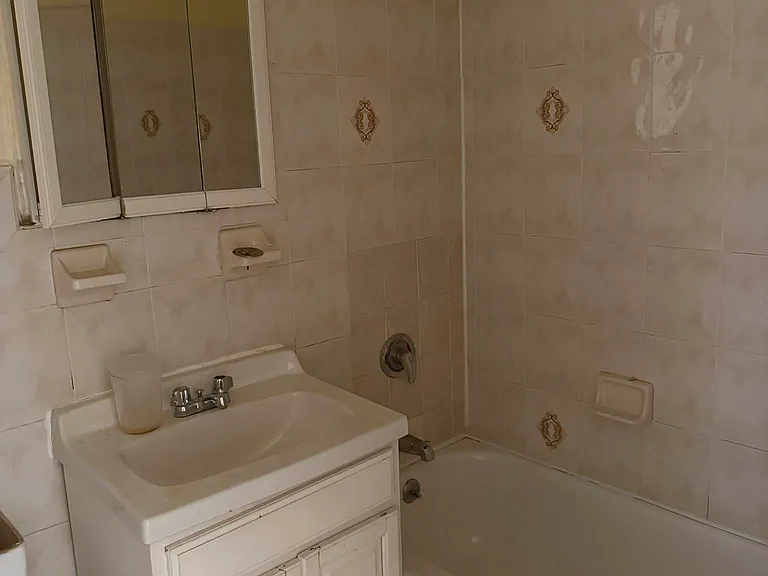 4360 Baychester Ave #4E — Photo 8