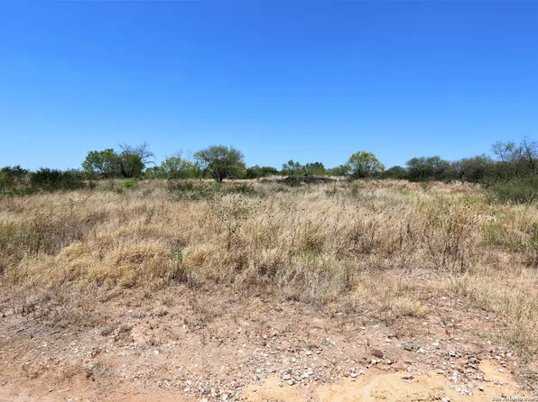 109 County Road 2638 LOT 363, Devine, TX 78016