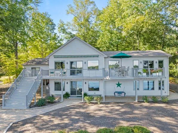 10 Pineknoll Cir, Palmyra, VA 22963