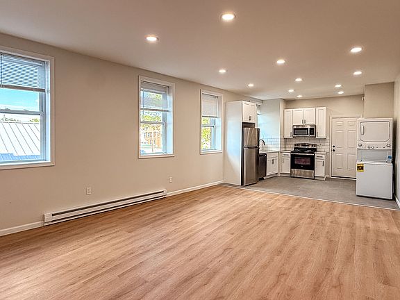 5th image of 296 Wyoming Ave #2A