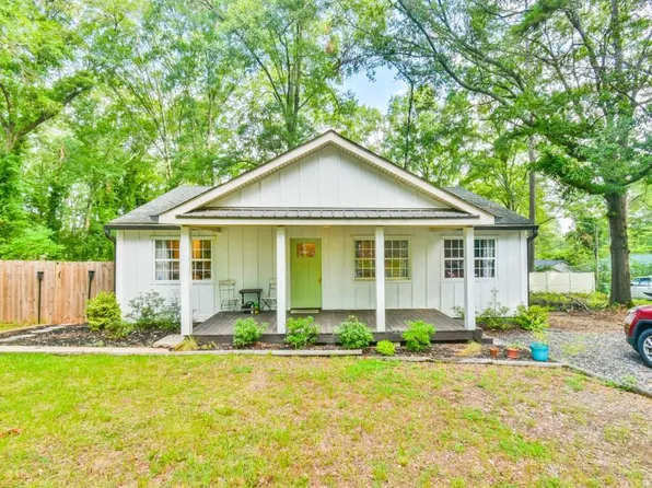 312 Mobley Cir, Monroe, GA 30655
