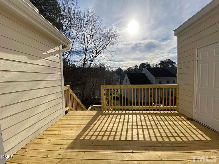 2725 Sterling Park Dr — Photo 16