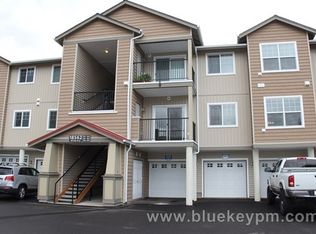 18562 NW Holly St UNIT 203, Hillsboro, OR 97006