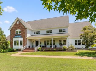 12140 Armstrong Rd, Soddy Daisy, TN 37379