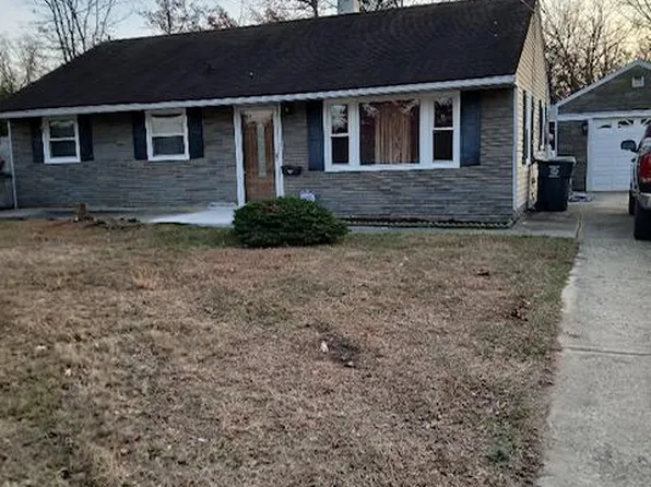 42 S Rose Ln, West Berlin, NJ 08091