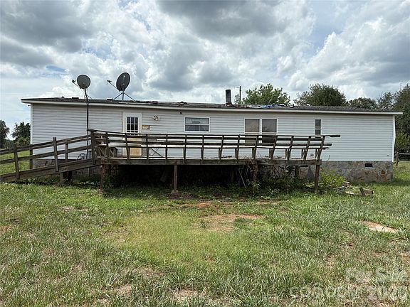 3rd image of 5954 Charlie Little Rd
