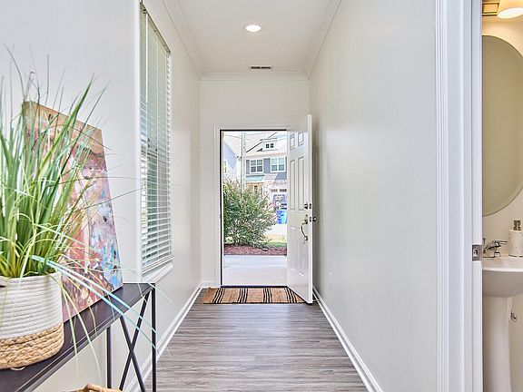 5th image of 1052 Flagler St