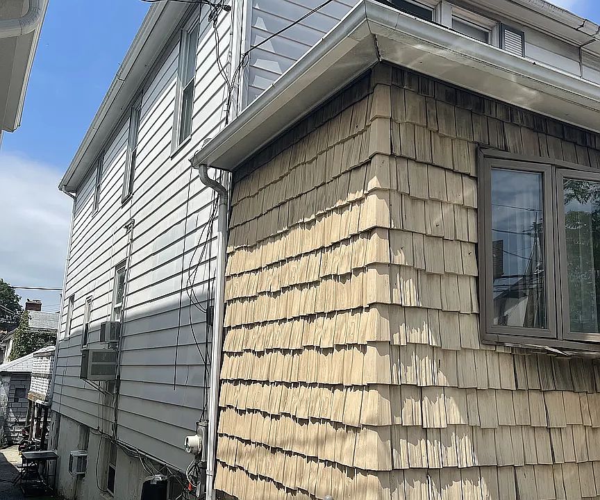 2nd image of 2792 Ford St