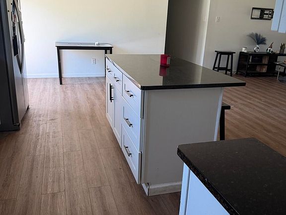 3rd image of 106 S Haley Ave