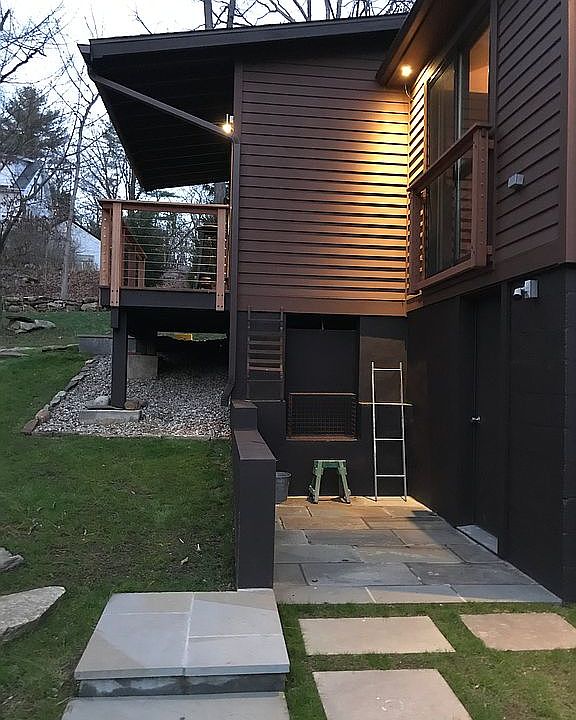 2nd image of 41 Crow Hill Rd