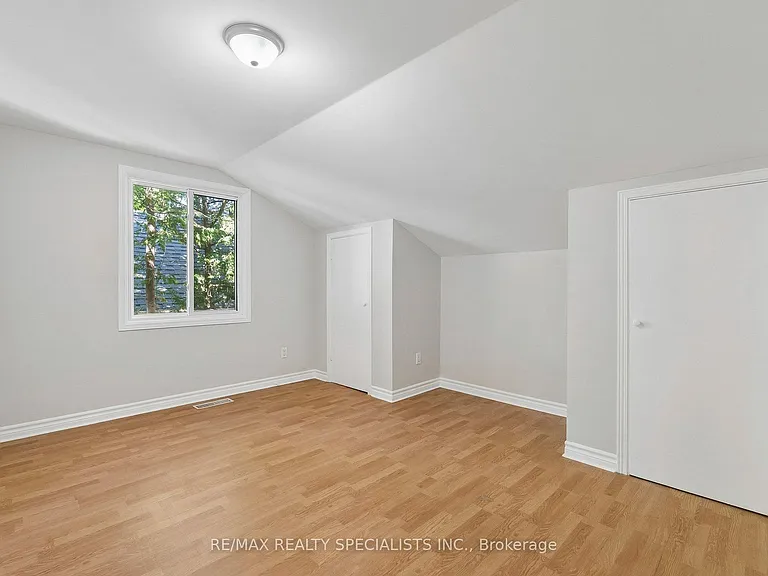 782 Hastings Ave — Photo 19
