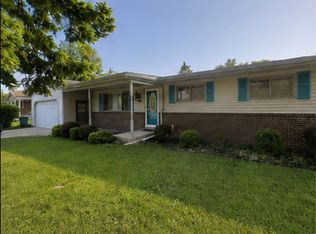 1115 Maxwell St, Crown Point, IN 46307