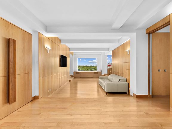 2nd image of 120 Central Park S #17CD