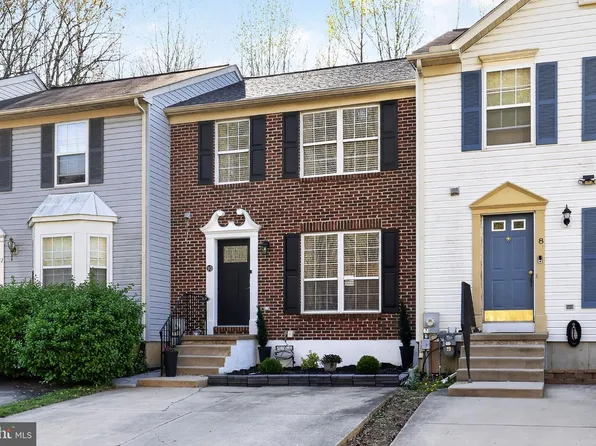 10 Dovetree Dr, Newark, DE 19713