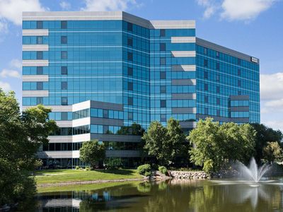 5601 Smetana Dr UNIT 410, Minnetonka, MN, 55343