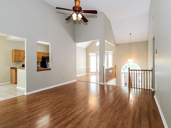 3rd image of 4448 Joseph Dr