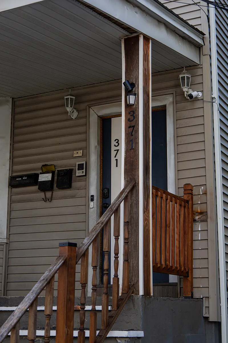 Building Photo - 371 Badger Ave #1