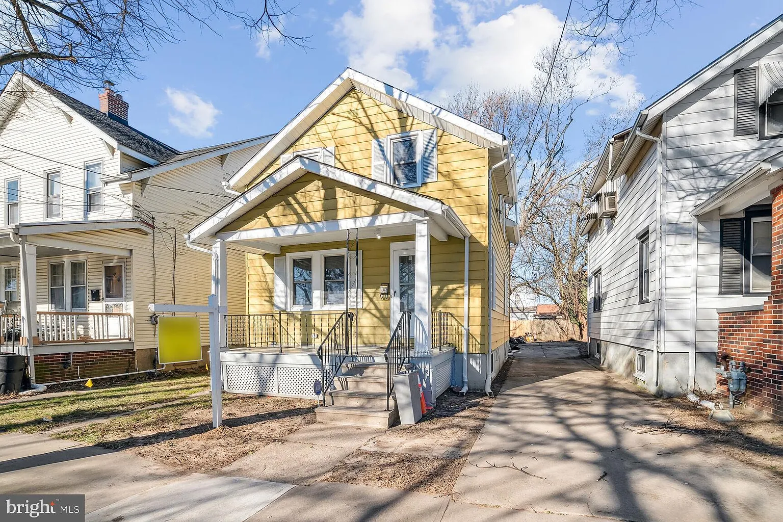 21 Alden Ave photo 1