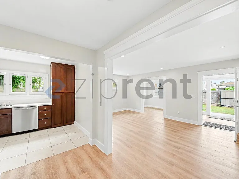 5717 Fair Ave — Photo 7