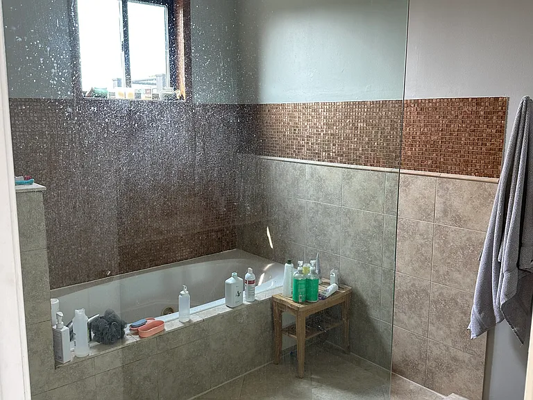 1649 W Cortland St #401 — Photo 15