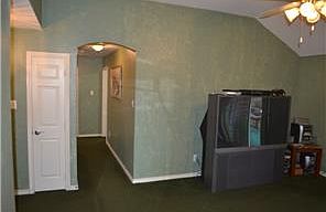 4th image of 406 Cedar Dr