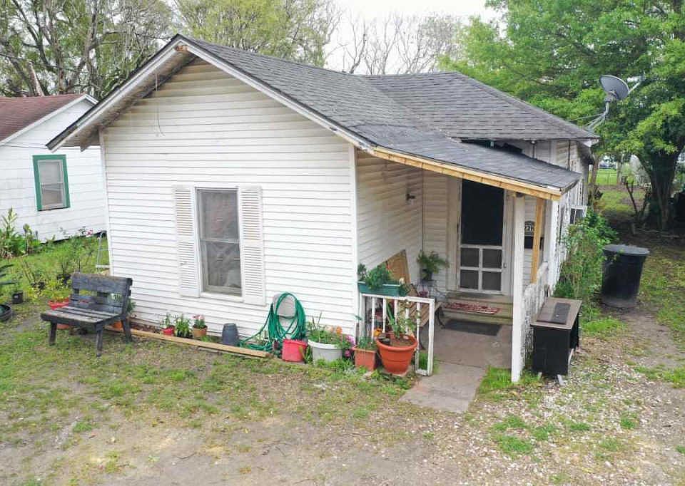 1st image of 2219 Avenue B